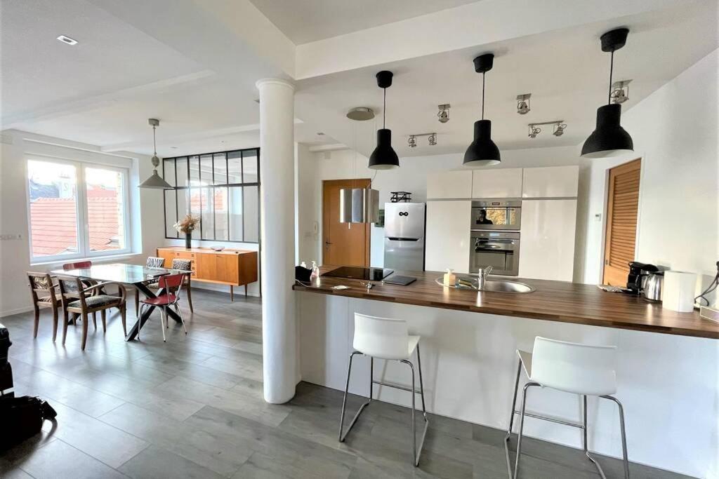 랭스 Superbe Loft 100M2 Proche Cathedrale Avec Parking 아파트 외부 사진